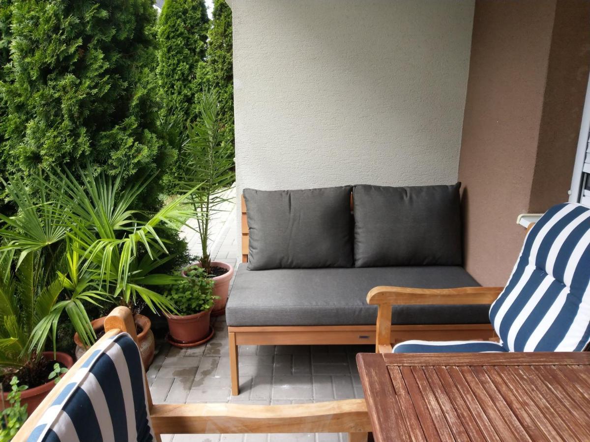 Bamboo Wellness Apartment Siófok Exterior foto