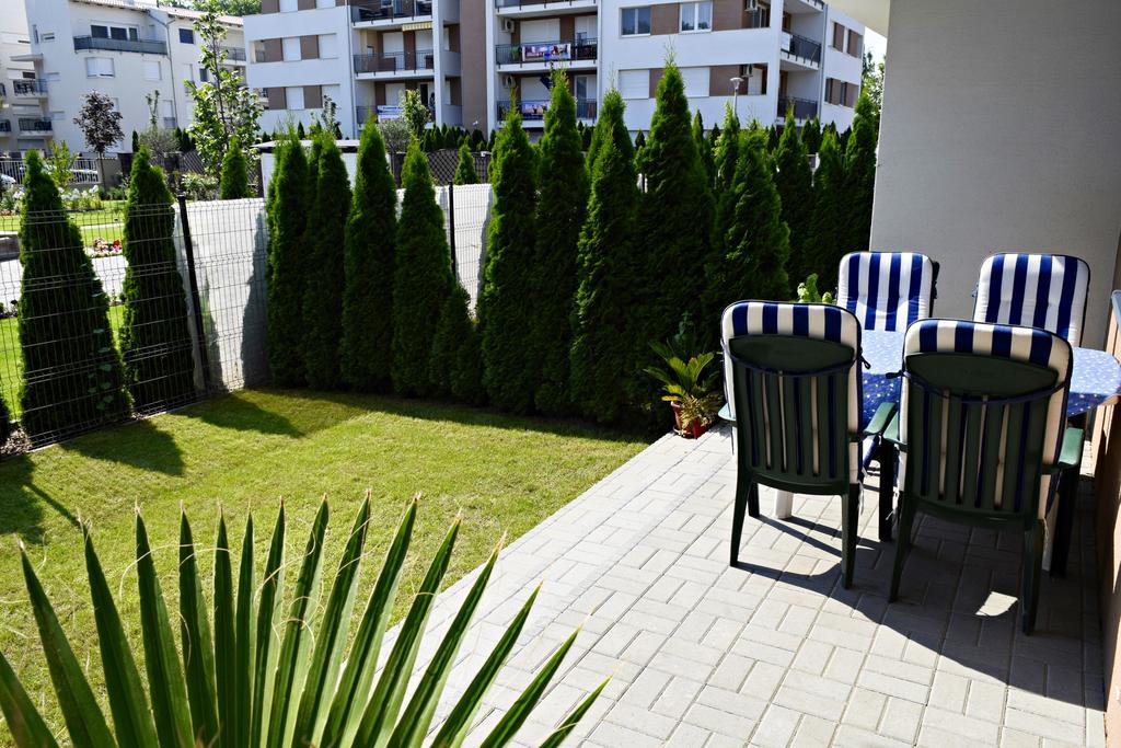 Bamboo Wellness Apartment Siófok Exterior foto