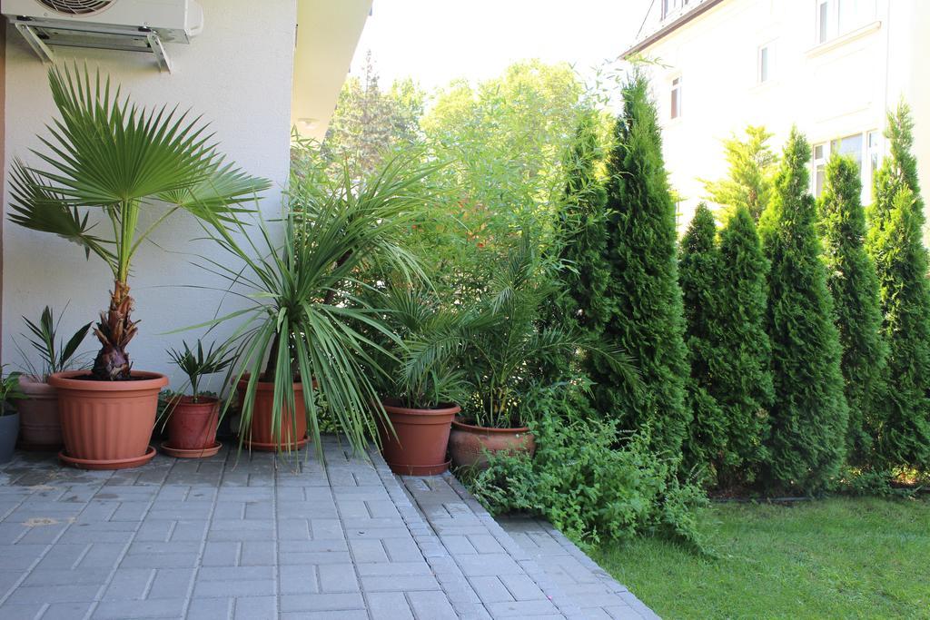Bamboo Wellness Apartment Siófok Exterior foto