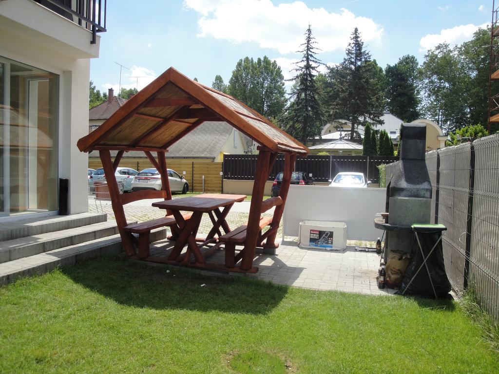 Bamboo Wellness Apartment Siófok Cameră foto