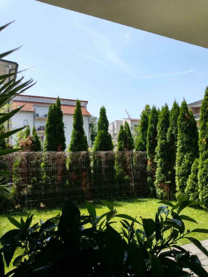 Bamboo Wellness Apartment Siófok Exterior foto
